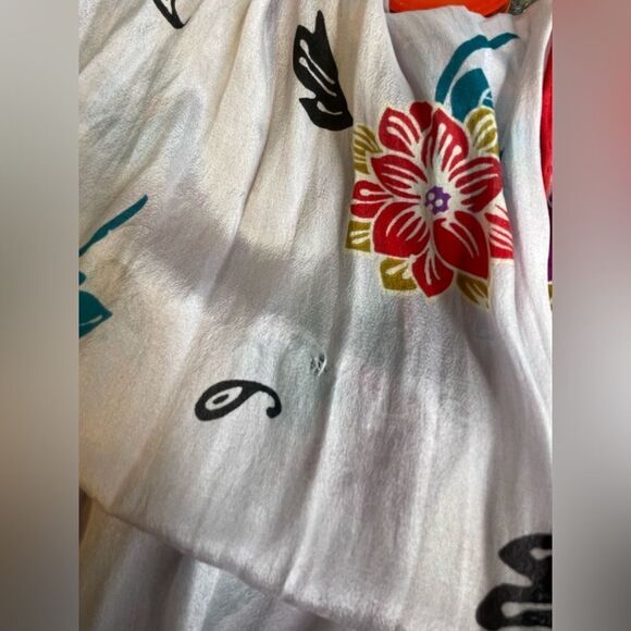 Vintage Oscar de la Renta 100% Silk Scarf  rectangular signed - Picture 6 of 7